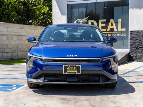 Used 2025 Kia K4 FWD image 4