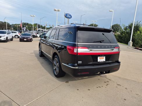 Used 2019 Lincoln Navigator L Reserve AWD/4WD image 7