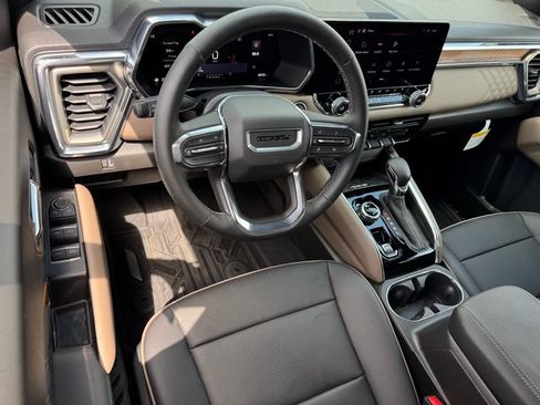 Used 2026 GMC Canyon Denali AWD/4WD image 28