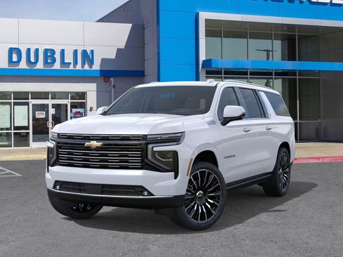 New 2026 Chevrolet Suburban High Country image 7