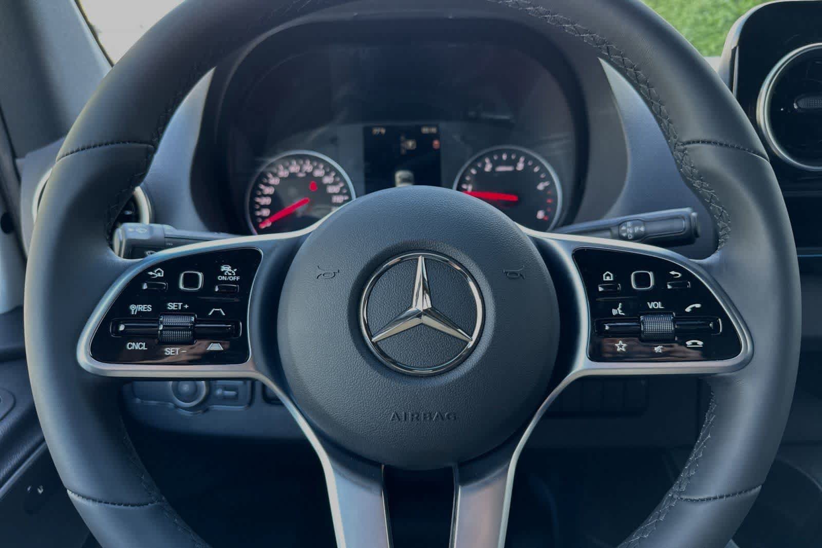 New 2024 Mercedes-Benz Sprinter 2500 image 26