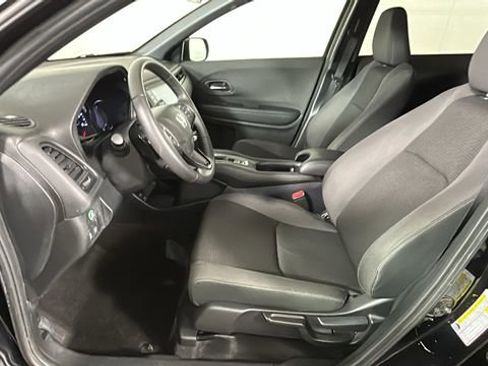 Used 2022 Honda HR-V Sport image 12