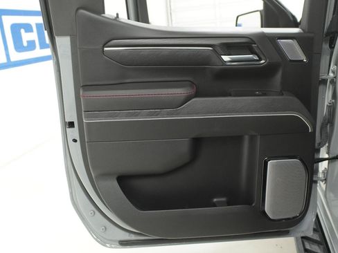 Used 2024 GMC Sierra 1500 AT4X AWD/4WD image 35