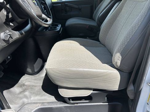Used 2021 Chevrolet Express 2500 w/ Driver Convenience Package RWD image 11