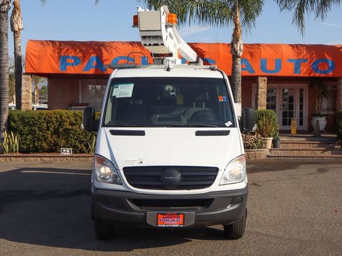 Used 2012 Mercedes-Benz Sprinter 3500 image 3