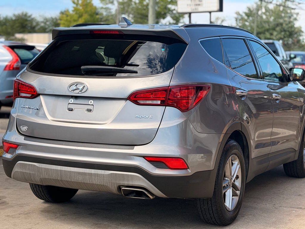 Used 2018 Hyundai Santa Fe Sport w/ 2.4L Value Package 02 FWD image 10