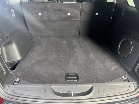 Used 2022 Jeep Grand Cherokee Laredo X image 25