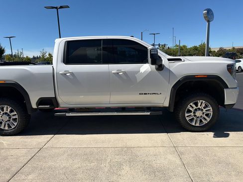 Used 2021 GMC Sierra 2500 Denali w/ Denali Ultimate Package AWD/4WD image 5