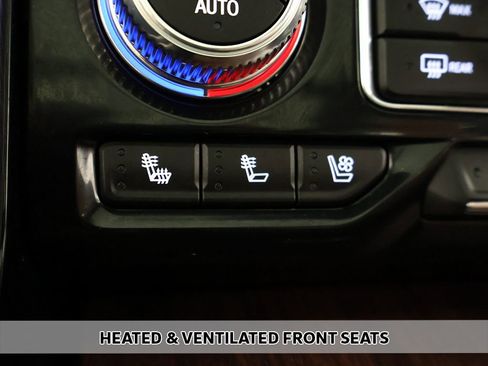 Used 2023 GMC Yukon Denali Ultimate w/ LPO, Floor Liner Package AWD/4WD image 12