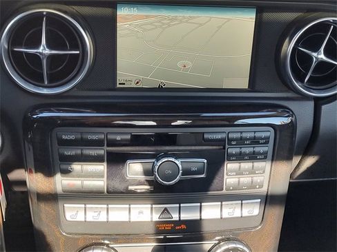 Used 2015 Mercedes-Benz SLK 250 image 16
