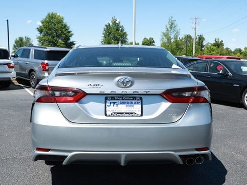 Used 2023 Toyota Camry SE FWD image 7