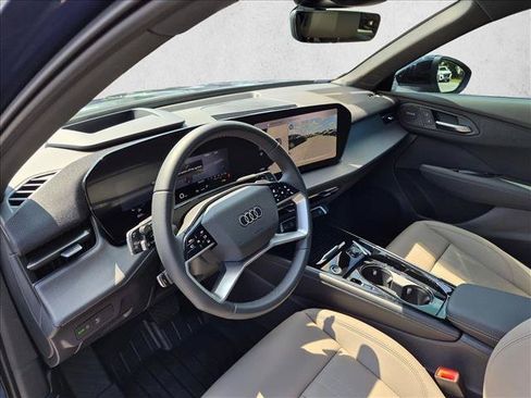 New 2026 Audi Q3 quattro 2.0T AWD/4WD image 3