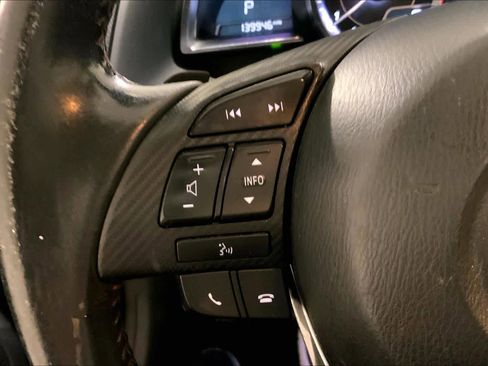 Used 2014 MAZDA MAZDA3 s Grand Touring w/ Technology Package FWD image 22