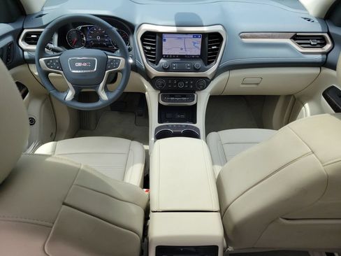 Used 2023 GMC Acadia Denali w/ Denali Ultimate Package FWD image 18
