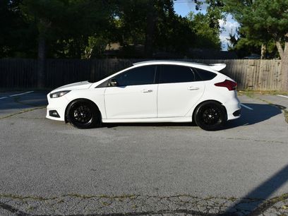 Used 2016 Ford Focus ST