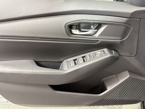 Used 2025 Honda Accord SE image 10