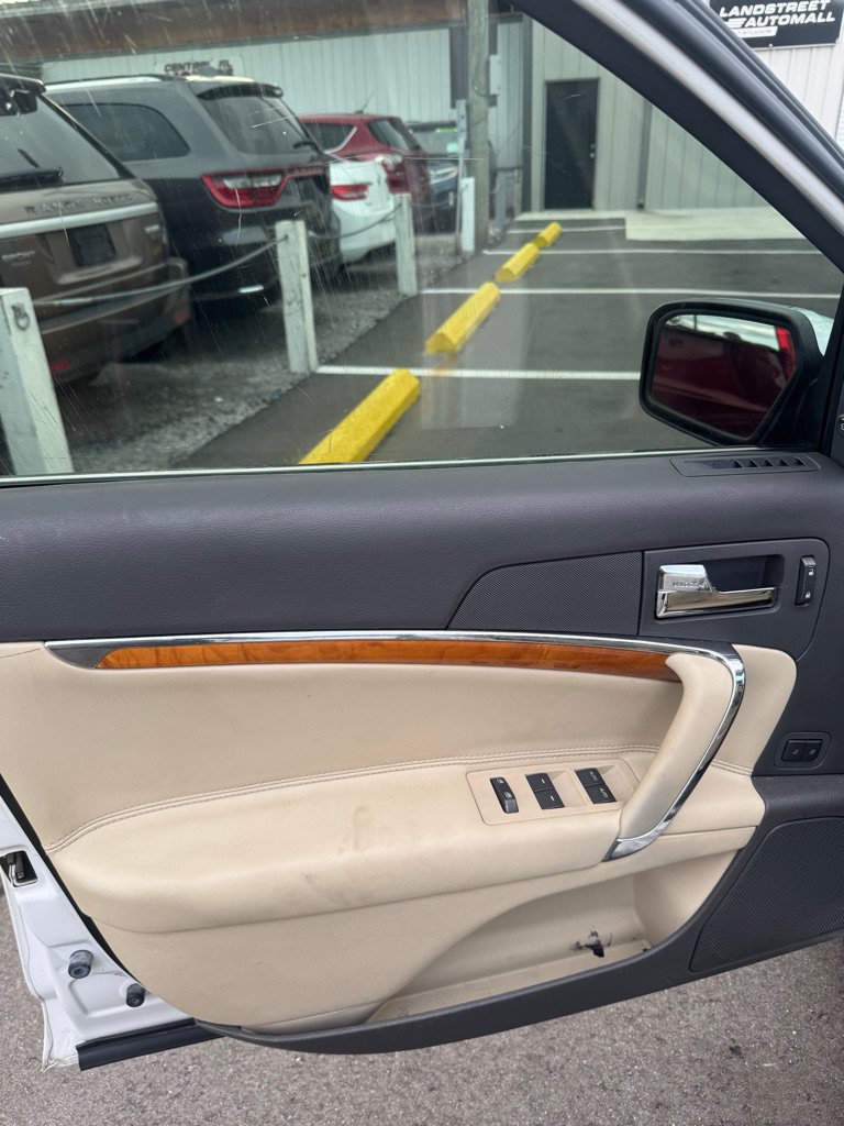 Used 2010 Lincoln MKZ FWD image 14