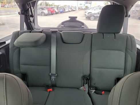 Used 2018 Jeep Wrangler Unlimited Sport AWD/4WD image 15