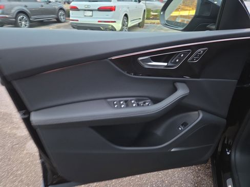 New 2026 Audi Q8 Premium Plus image 5