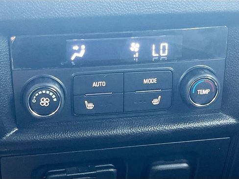 Used 2023 Chevrolet Traverse Premier w/ LPO, Floor Liner Package image 27