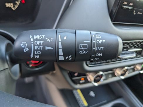 Used 2024 Honda HR-V EX-L image 30