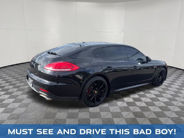 Used 2015 Porsche Panamera 4 AWD/4WD image 6