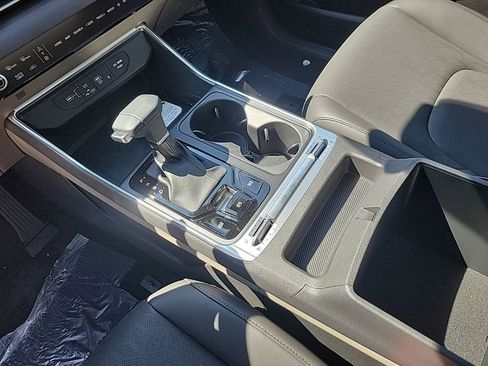 New 2026 Kia Carnival SX FWD image 9