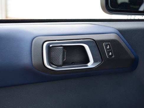 Used 2023 Ford Bronco Raptor AWD/4WD image 16