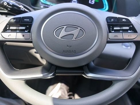 New 2025 Hyundai Elantra Blue image 20