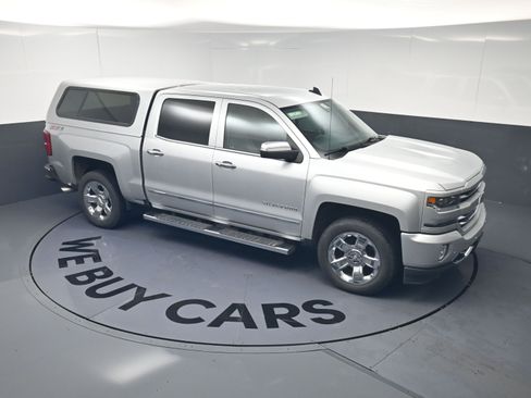 Used 2017 Chevrolet Silverado 1500 LTZ Z71 w/ LTZ Plus Package image 33