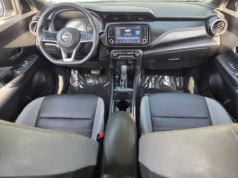 Used 2023 Nissan Kicks SR w/ SR Premium Package FWD image 15