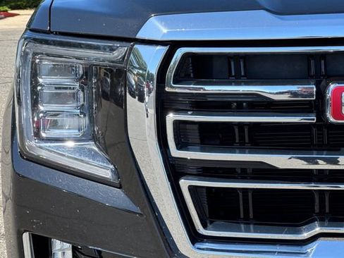 Used 2024 GMC Yukon SLT AWD/4WD image 47