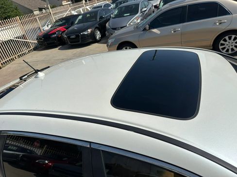 Used 2011 Honda Crosstour EX-L image 8