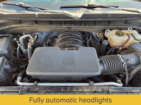 Used 2023 Chevrolet Suburban LS RWD image 14