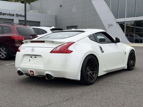 Used 2012 Nissan 370Z Touring w/ Sport Pkg RWD image 5