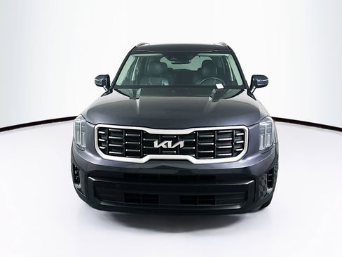 Used 2025 Kia Telluride S image 2