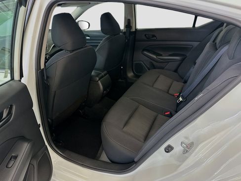 Used 2025 Nissan Altima 2.5 SV image 28