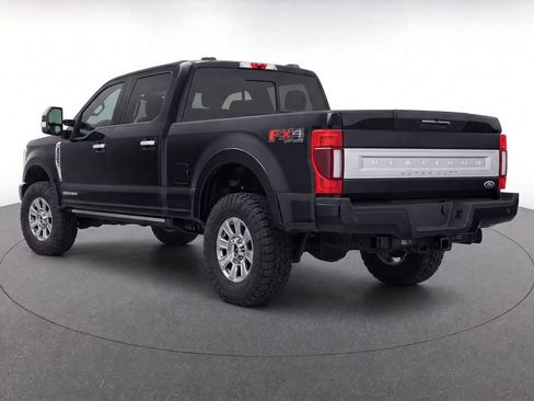 Used 2020 Ford F250 Platinum w/ FX4 Off-Road Package AWD/4WD image 3