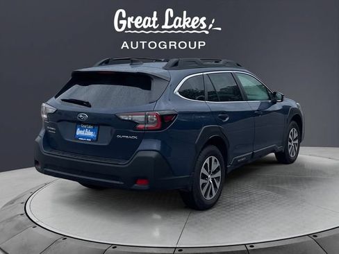 Used 2025 Subaru Outback Premium AWD/4WD image 5
