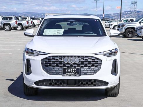 New 2026 Audi Q5 Premium AWD/4WD image 2
