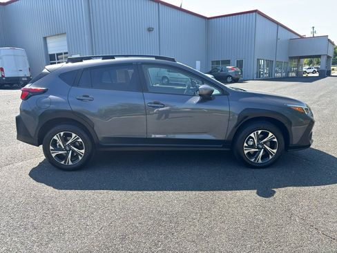 Used 2024 Subaru Crosstrek 2.0i Premium AWD/4WD image 4