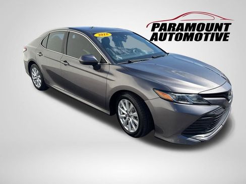 Used 2018 Toyota Camry LE FWD image 3