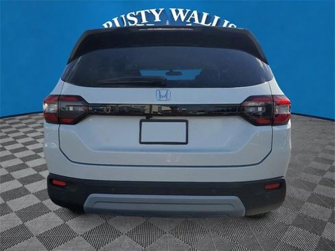 New 2025 Honda Pilot EX-L image 4