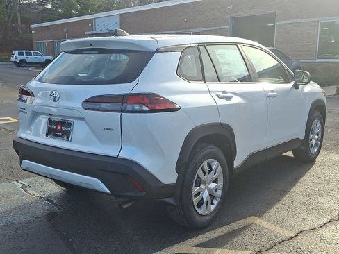 New 2026 Toyota Corolla Cross L image 18