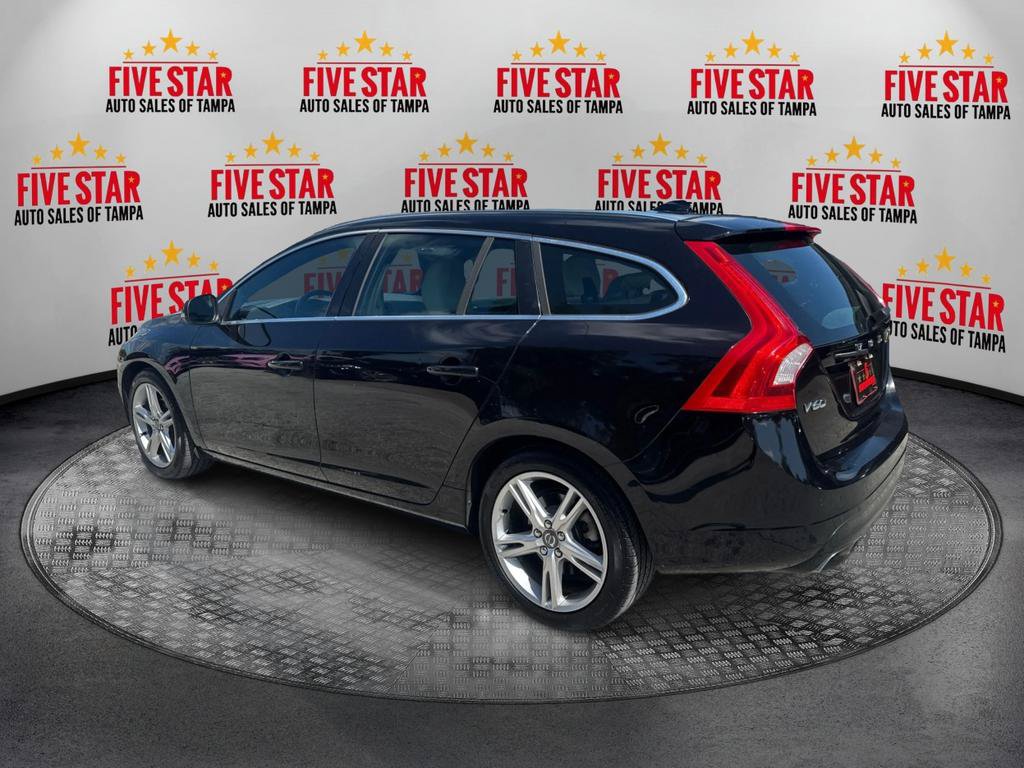 Used 2016 Volvo V60 T5 Platinum w/ Climate Package FWD image 5