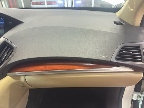 Used 2017 Acura MDX SH-AWD image 23