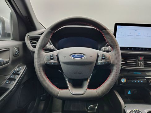 Used 2023 Ford Escape ST-Line Select w/ Tech Pack #2 AWD/4WD image 39