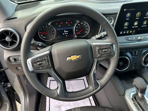 New 2025 Chevrolet Blazer LT w/ Convenience Package AWD/4WD image 15