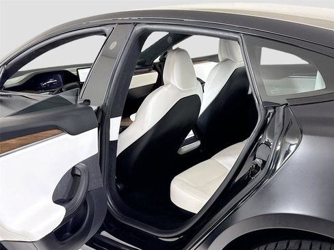 Used 2021 Tesla Model S Long Range image 29