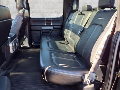 Used 2016 Ford F150 Platinum w/ Equipment Group 701A Luxury image 8